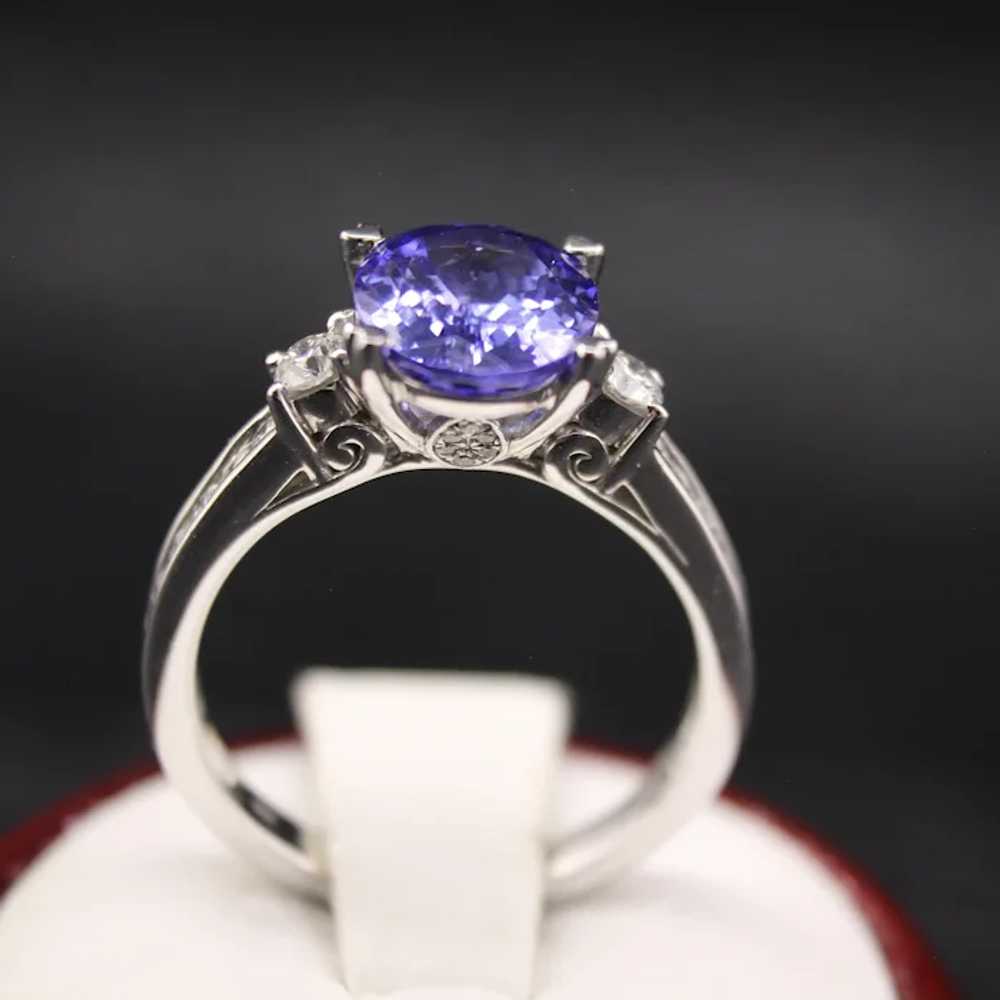 2.8 Cttw Tanzanite & .45 Cttw Diamond Ring 9K Whi… - image 2
