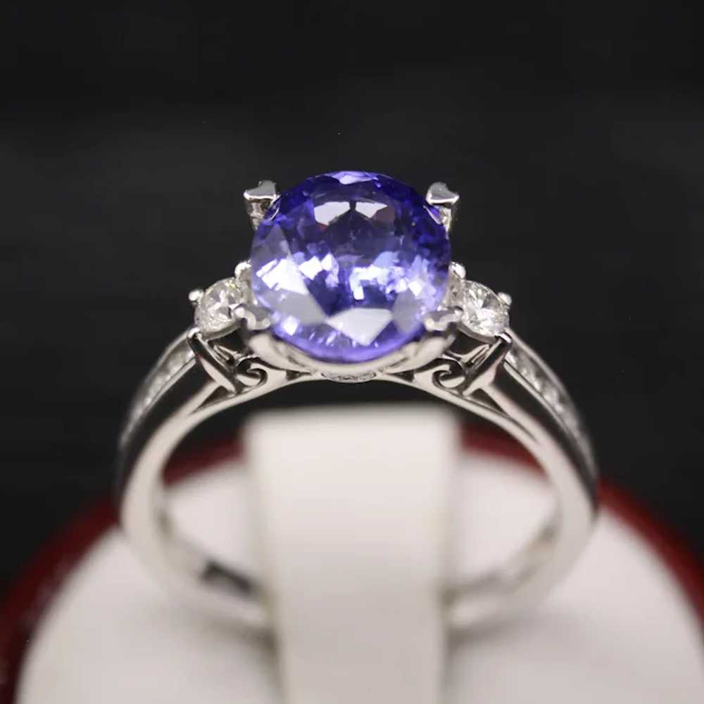 2.8 Cttw Tanzanite & .45 Cttw Diamond Ring 9K Whi… - image 3