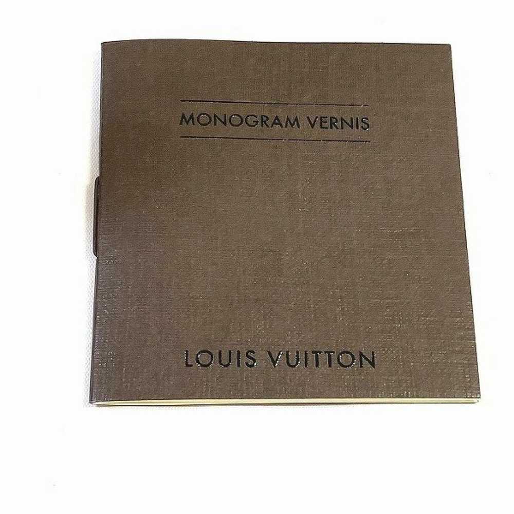 Louis Vuitton Wilshire patent leather handbag - image 7