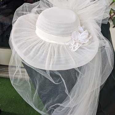 Beautiful vintage ivory wedding hat with veil - image 1