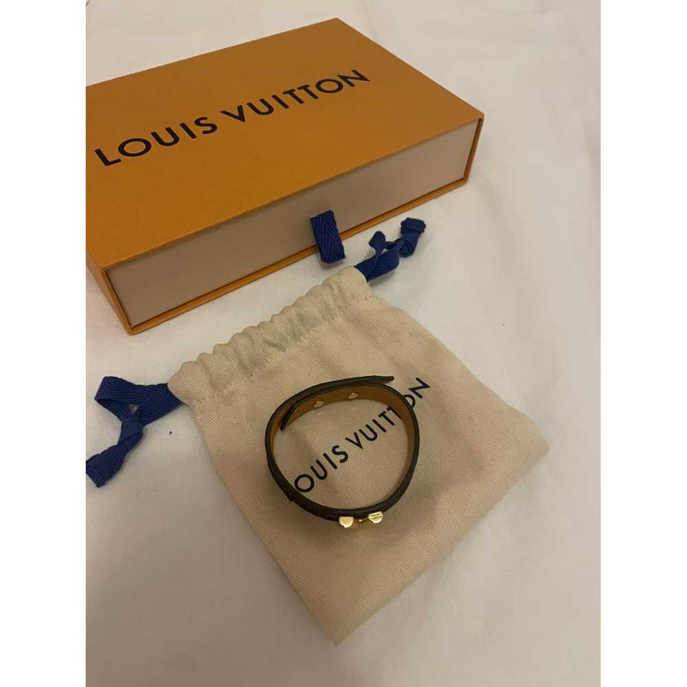 Louis Vuitton Essential V leather bracelet - image 4