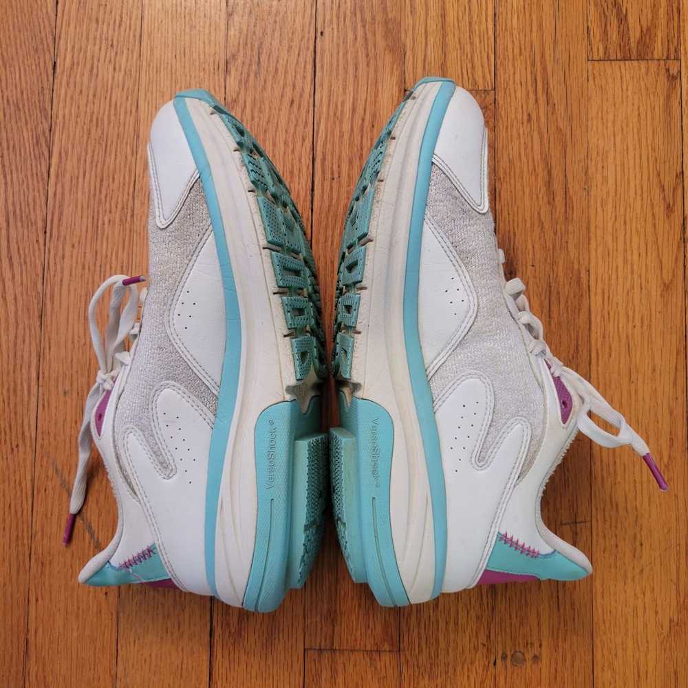 Vintage Gravity Defyer 9 Lace Up Tennis Shoes ENE… - image 4