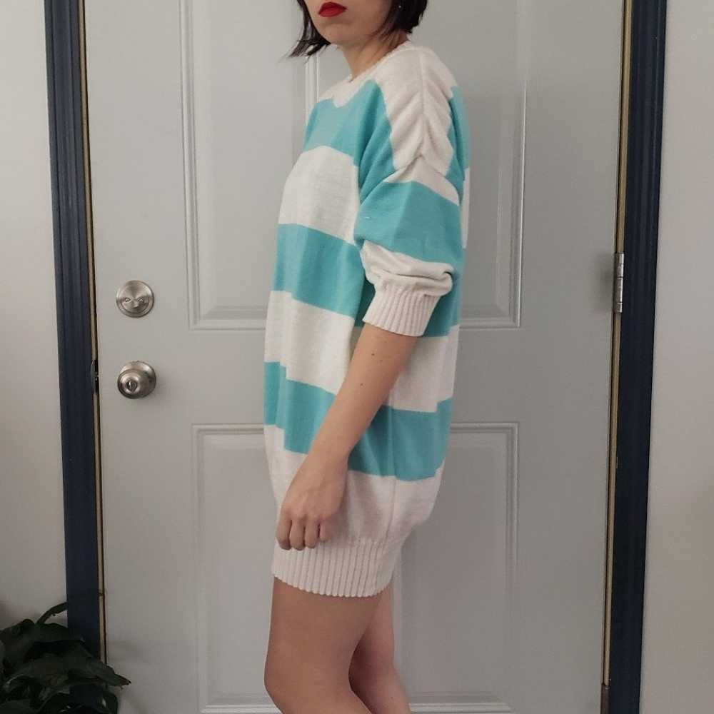 80s Blue and White Oversize Striped Sweater - image 2