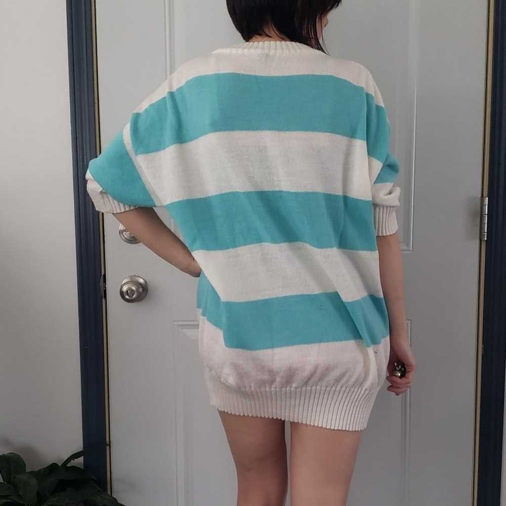 80s Blue and White Oversize Striped Sweater - image 3