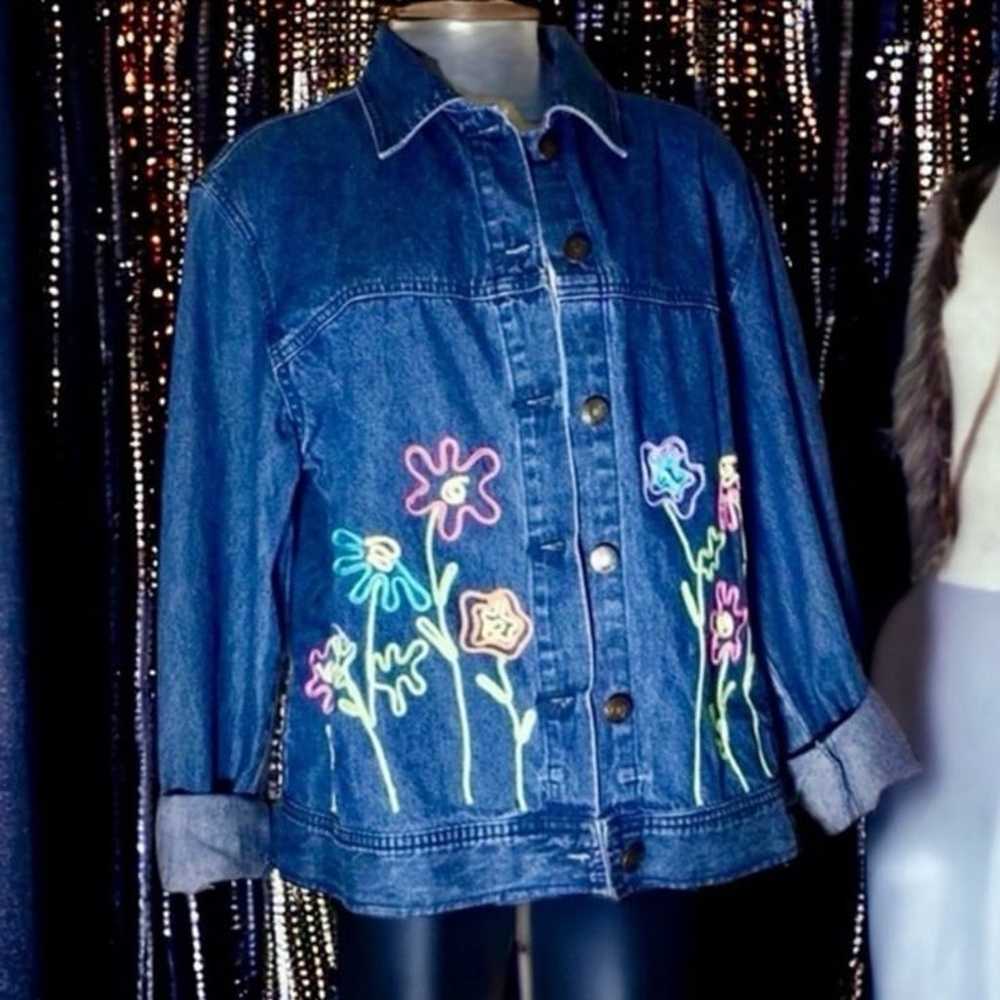 Vintage 90’s Denim Jean Jacket Floral Embroidery … - image 10