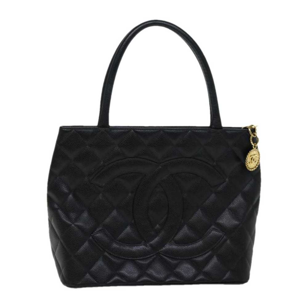 Chanel Médaillon leather tote - image 1