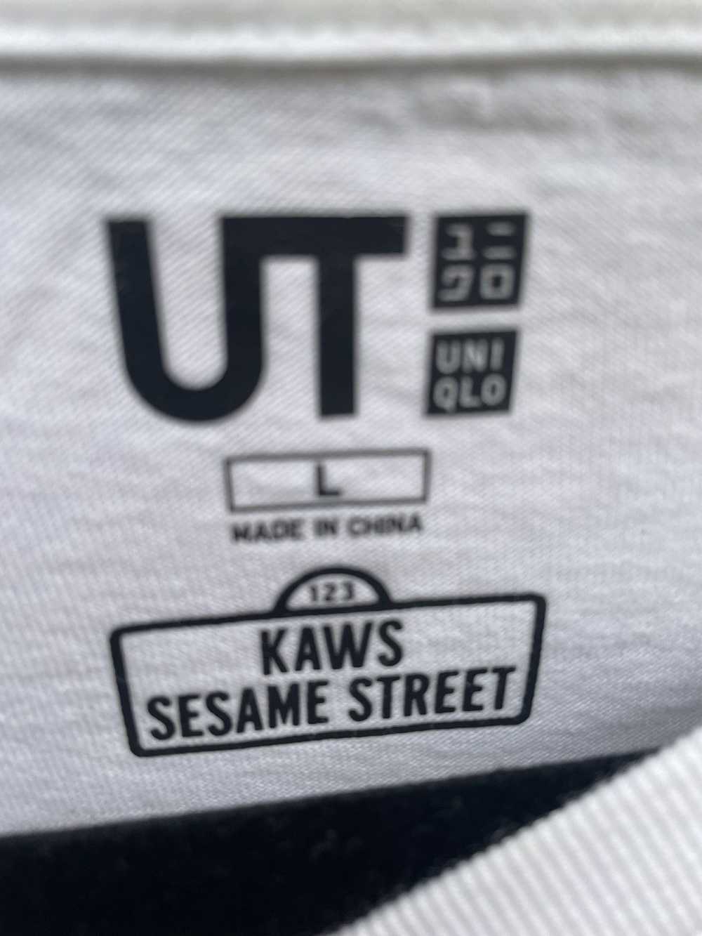 Kaws × Uniqlo Kaws x Uniqlo x sesame street - image 2