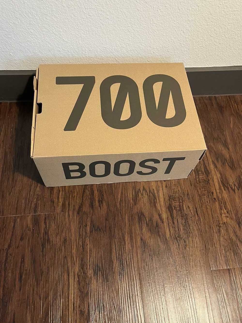 Adidas × Yeezy Season YEEZY 700 ANALOG - image 12