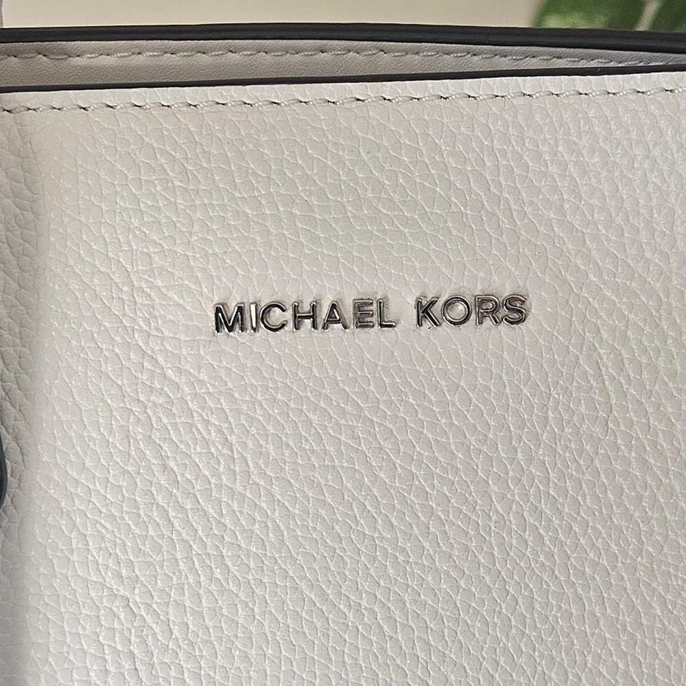 Michael Kors Mercer Leather Tote Bag in White Peb… - image 8