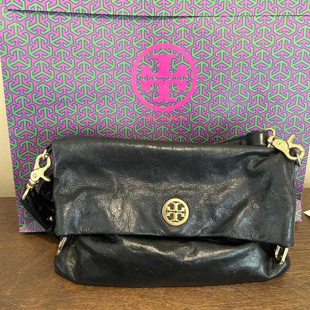 Tory Burch The soft Leather convertible crossbody… - image 6