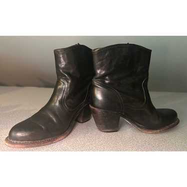 Frye | Size: 6.5 | Leslie short ankle boots in bl… - image 1
