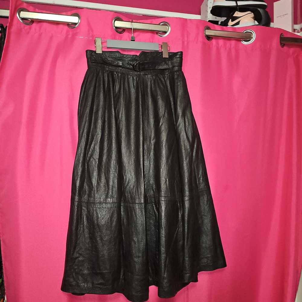 Non Signé / Unsigned Leather maxi skirt - image 2