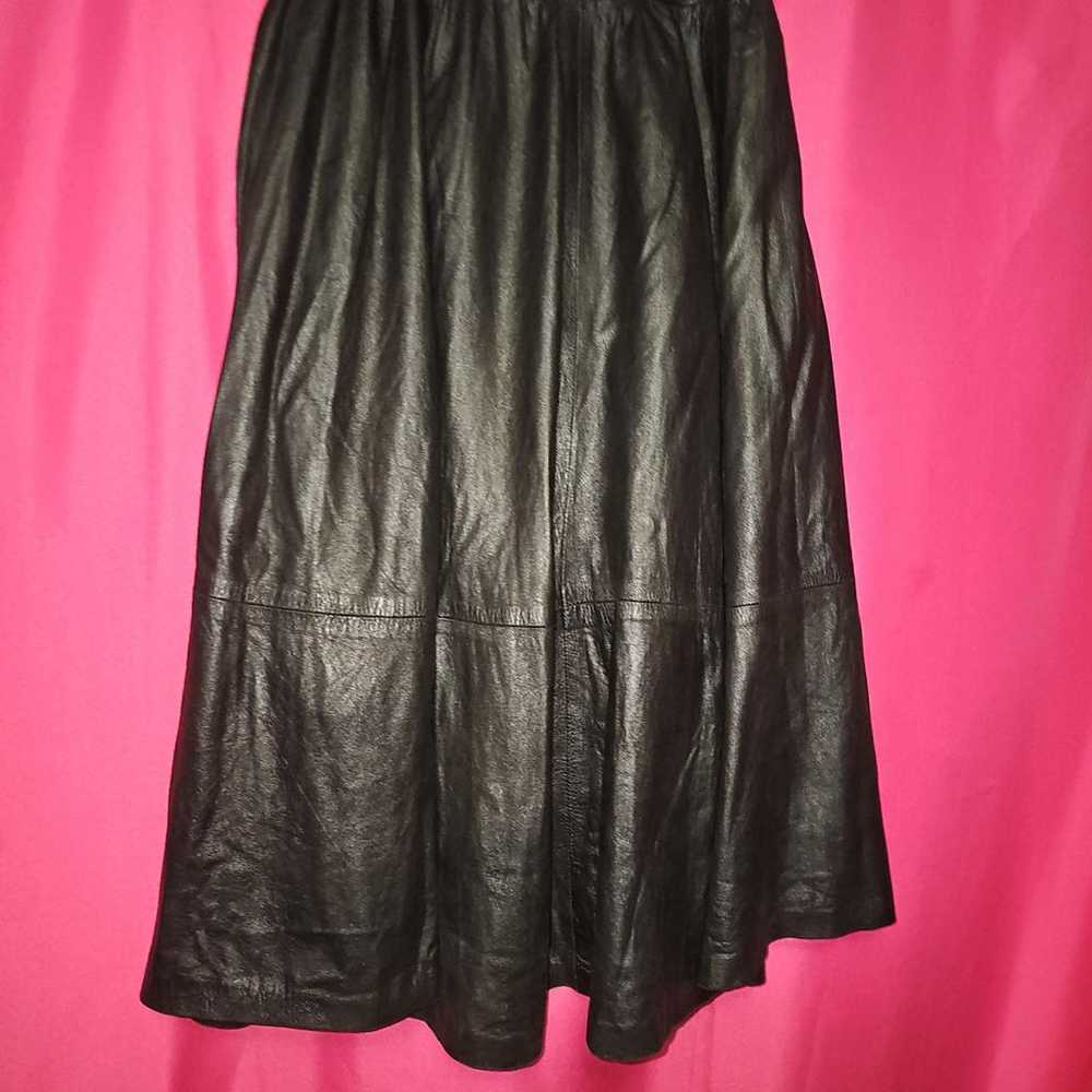 Non Signé / Unsigned Leather maxi skirt - image 4