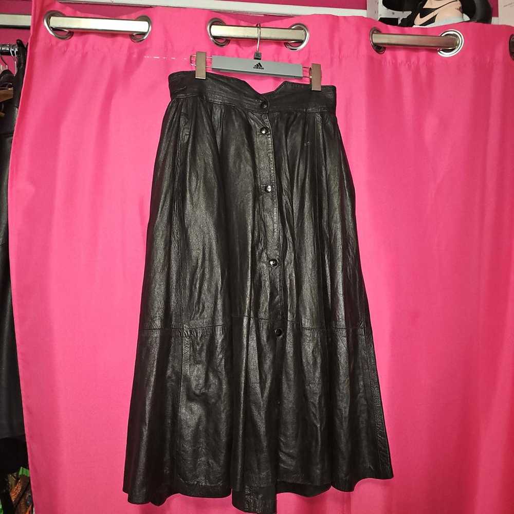 Non Signé / Unsigned Leather maxi skirt - image 6