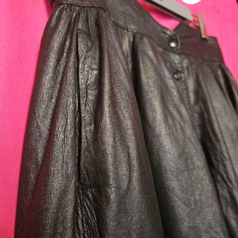 Non Signé / Unsigned Leather maxi skirt - image 9