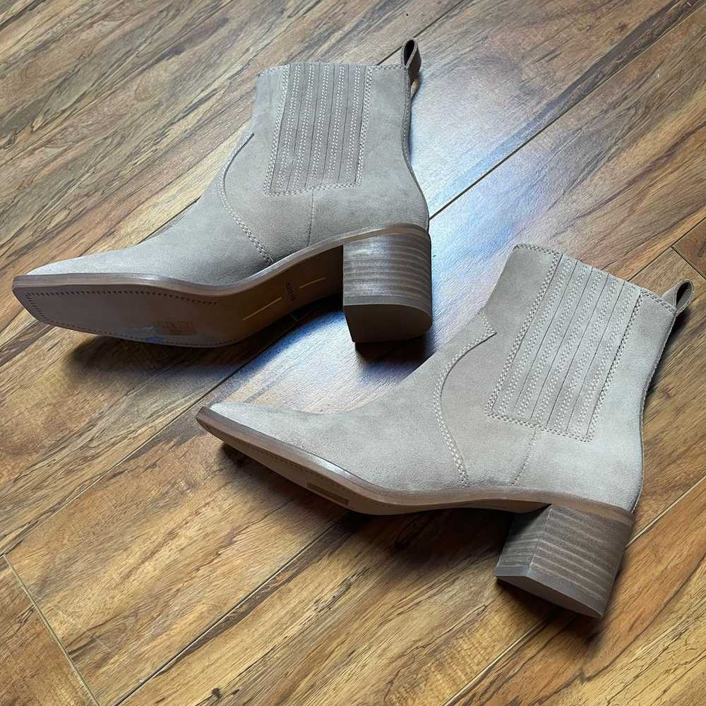 Dolce Vita Irnie Taupe Suede Western Style Bootie… - image 11