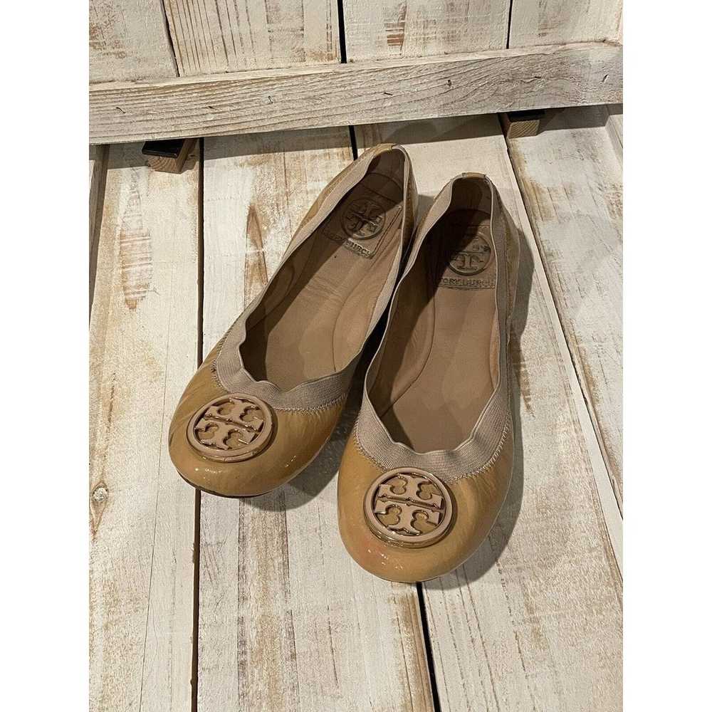 Tory Burch Women's Flat Sip On Shoes's Size 7B - image 1