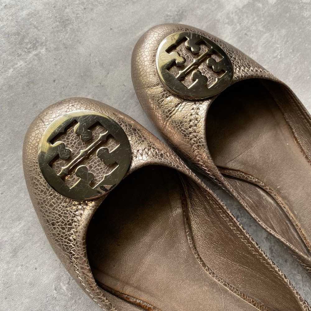 Tory Burch Minnie Travel Ballet Flats Shoes Gold … - image 9