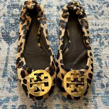 Tory Burch calf hair leopard ballet flat 8.5 - image 1