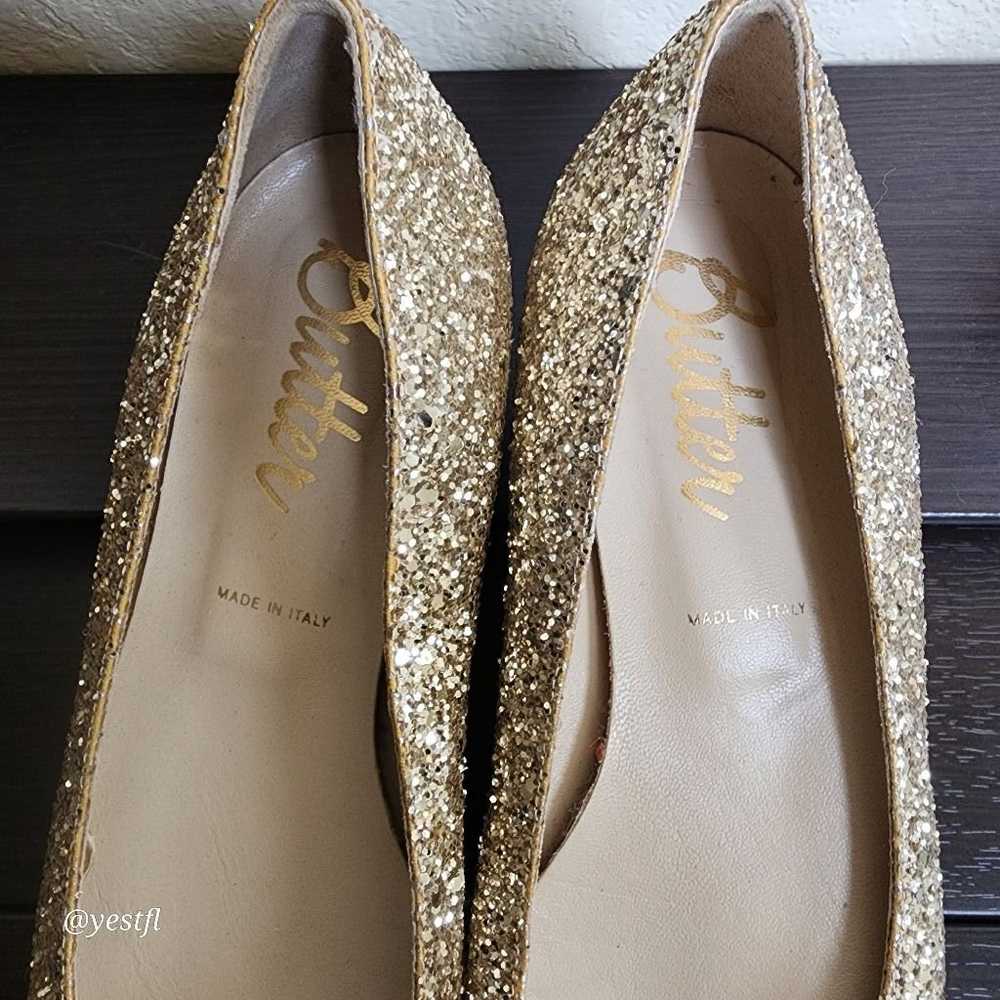 Women's Butter Gold Glitter Pointed Toe Flats Siz… - image 3