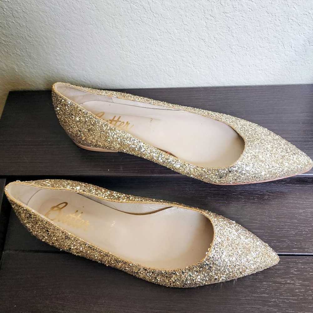 Women's Butter Gold Glitter Pointed Toe Flats Siz… - image 5