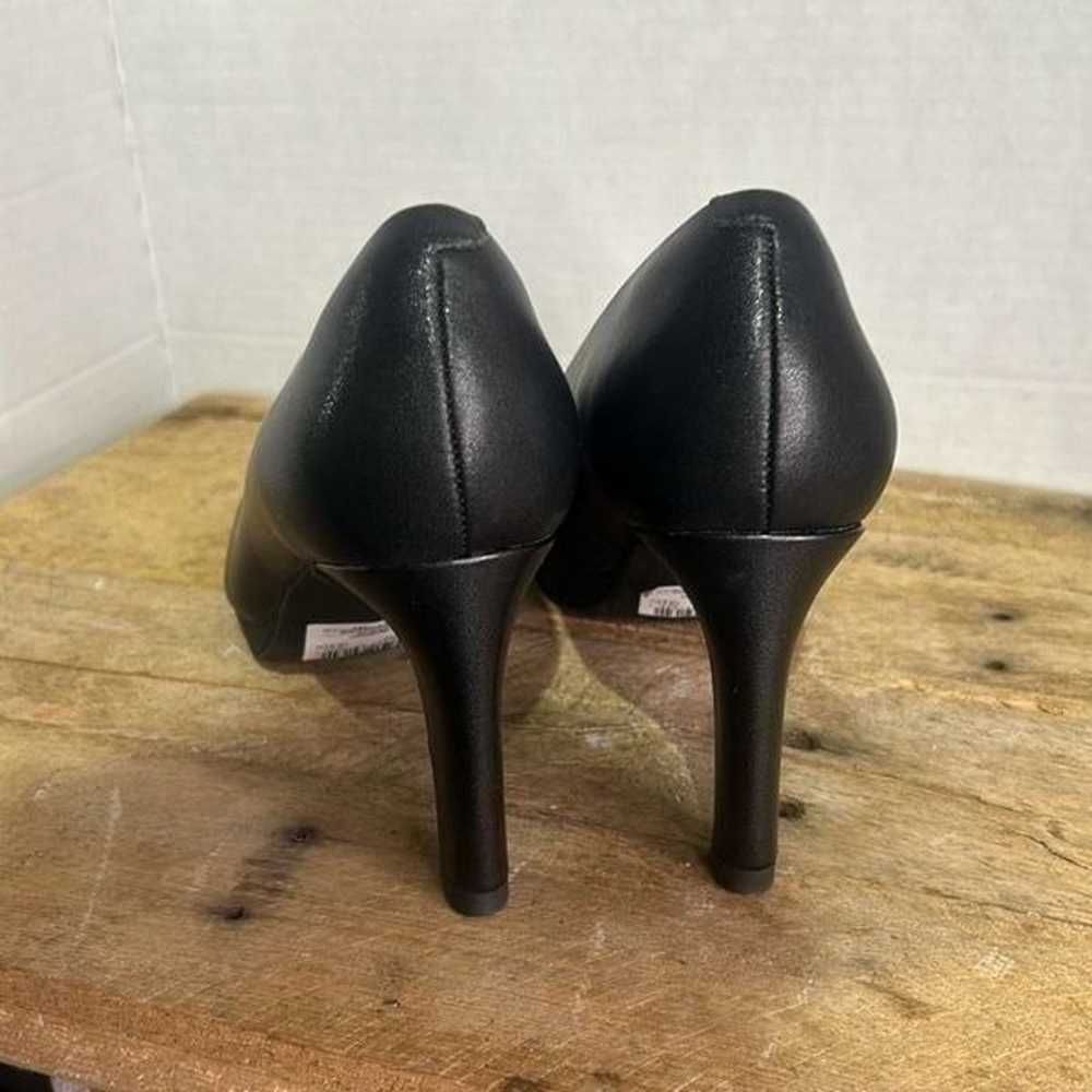 Clarks Ambyr Joy black Dress Pumps leather heels … - image 4