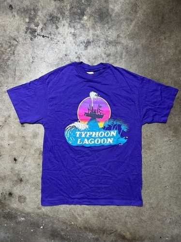激レア 90s Disneyディズニー TYPHOON LAGOON Tシャツ DISNEY'S TYPHOON LAGOON AUTHENTIC SHIRT ALL PRINT VINTAGE