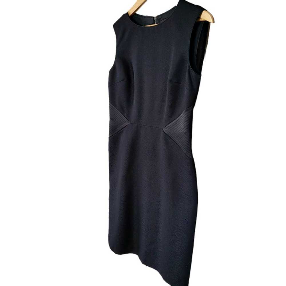 Elegant Tahari Black Dress with Textured Fabric -… - image 3
