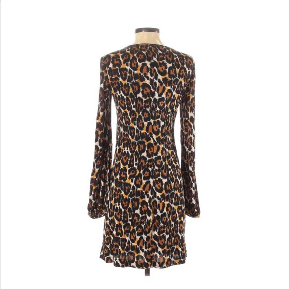 Trina Turk Cheetah Silk Dress LS 4 - image 2