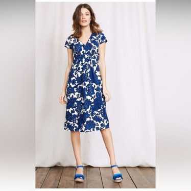 Boden Floral Blue Vine Casual Jersey Dress - image 1