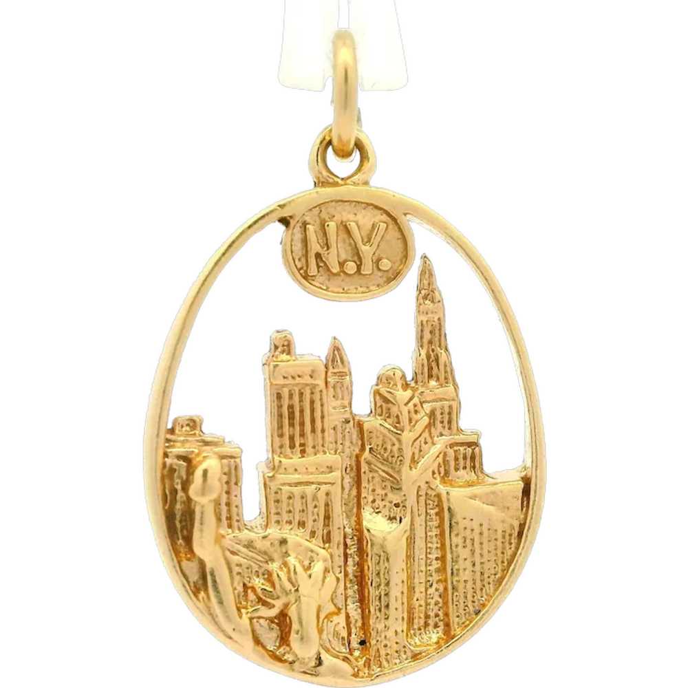 Collectible 14k Yellow Gold 3D Detailed New York … - image 1