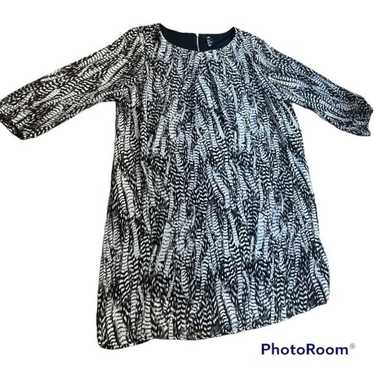 H&M black and white feather printed shift dress s… - image 1
