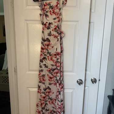 Windsor long dress white floral size small - image 1