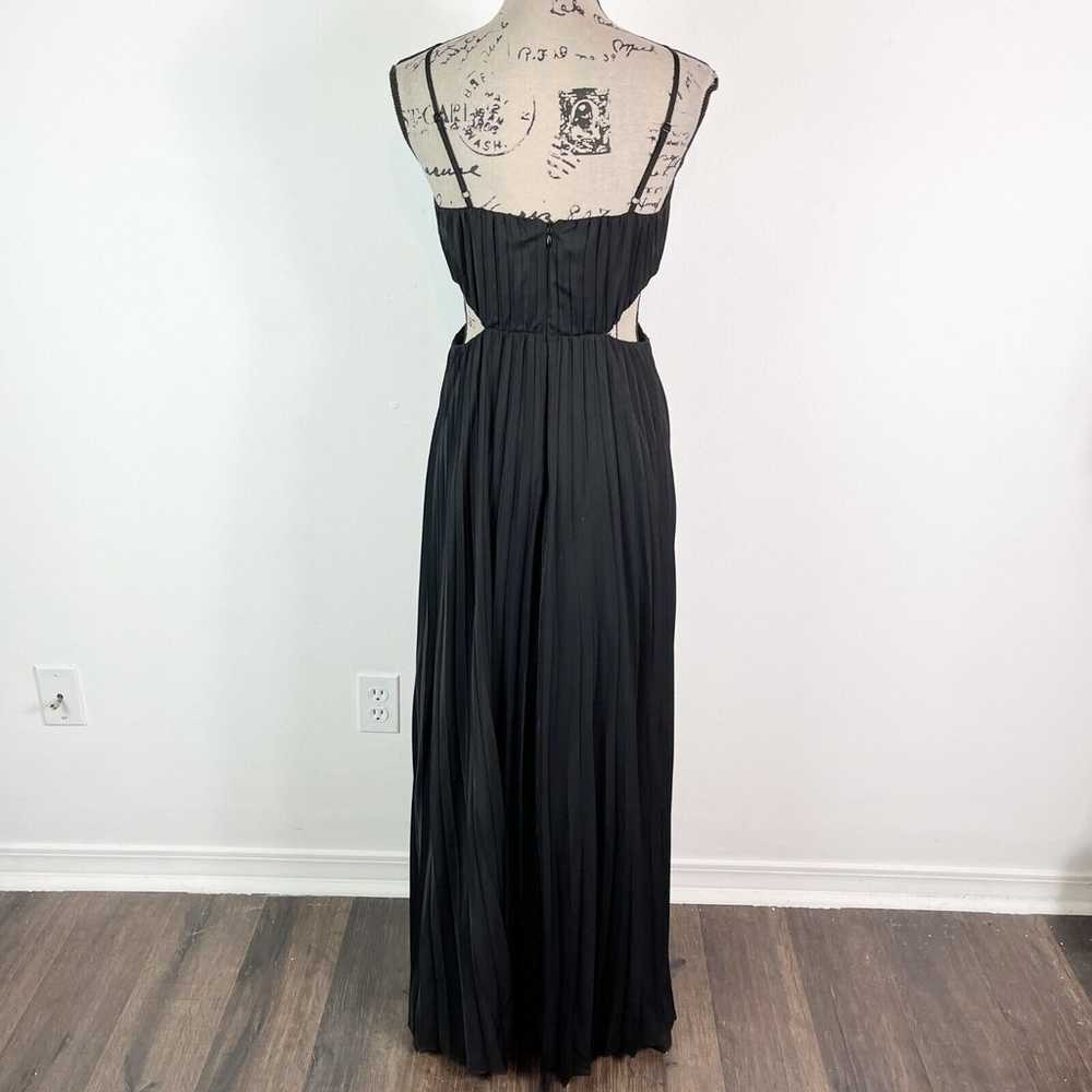 Express NWOT Pleated Side Cutout Maxi Dress Black… - image 4