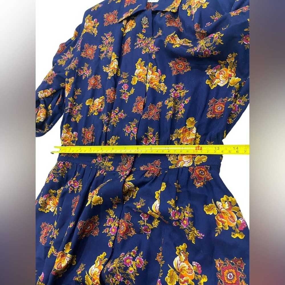 VTG Liz Claiborne Blue Floral Long Sleeve Pleated… - image 9