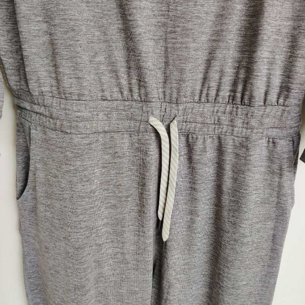 Vuori Lux Gray Long Sleeve Jumpsuit Size Large - image 5