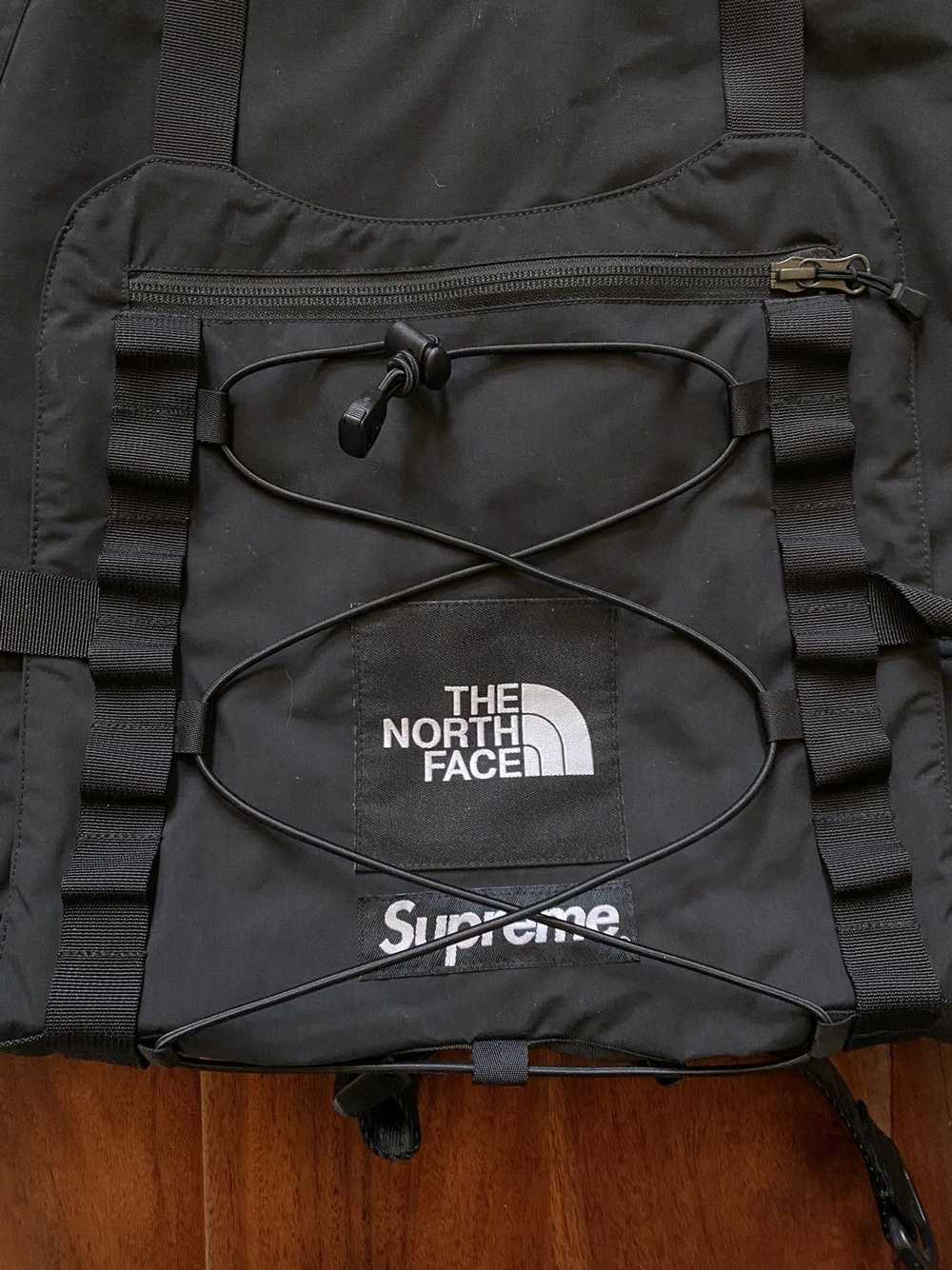 Supreme × The North Face Supreme x Northface RTG … - image 4