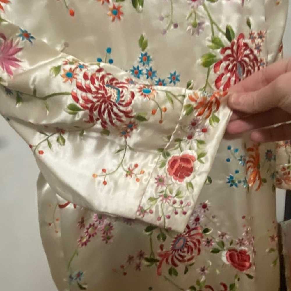 Vintage Embroidery Silk Jacket Robe Dress by Plum… - image 10