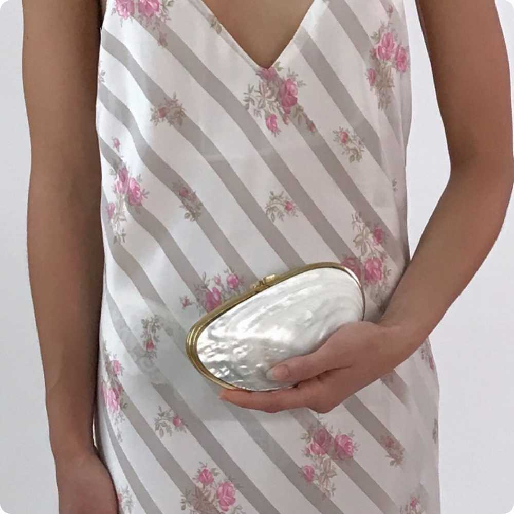 Vintage Natural Mother of Pearl Shell Clutch - image 1