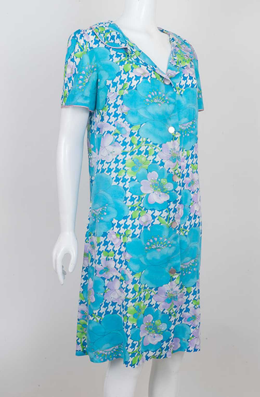 1960s Mod Flower Print House Dress - image 2