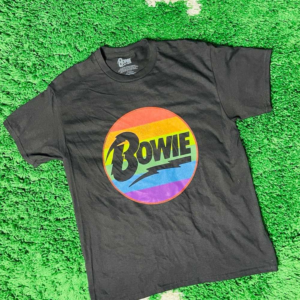 David Bowie Pride T-Shirt Size Large NWOT - image 1