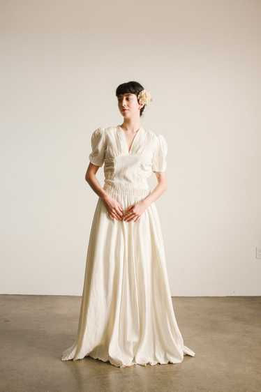 1940s White Taffeta Silk Puff Sleeve Gown