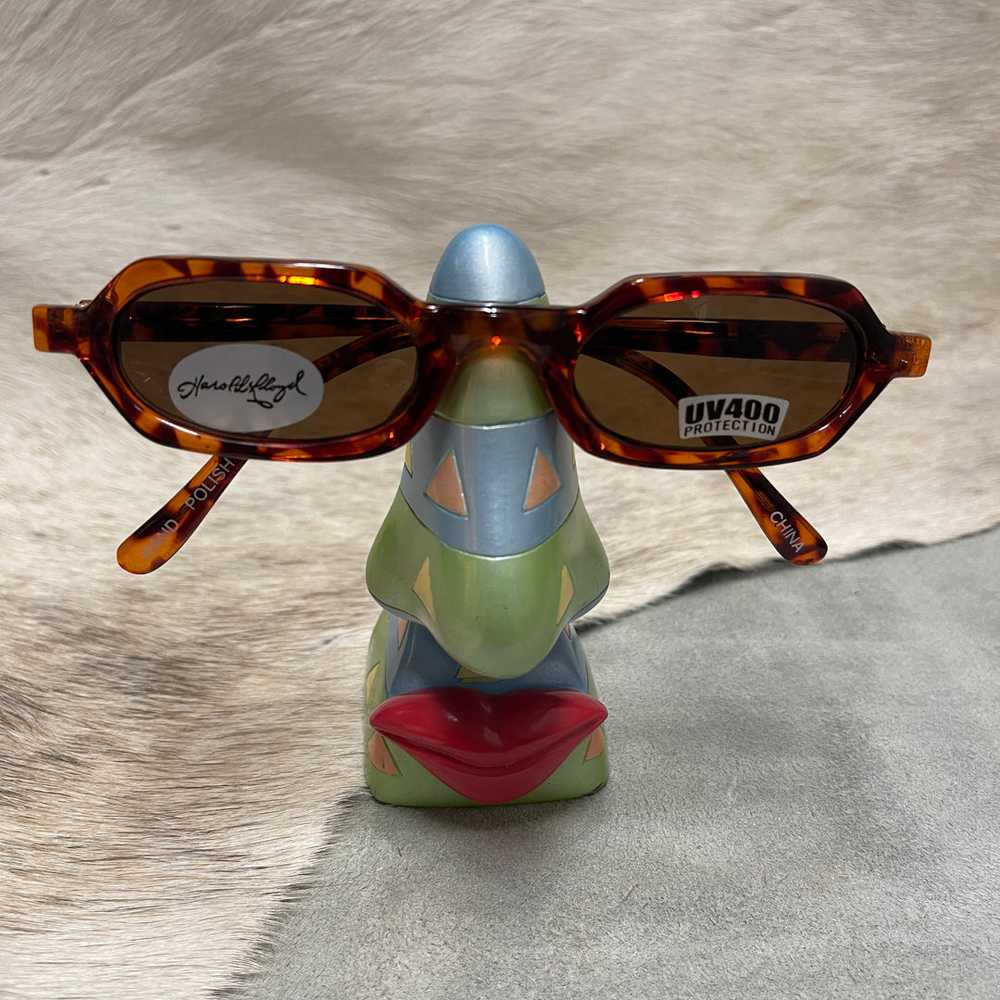 New Old stock 90s sunglasses - image 5