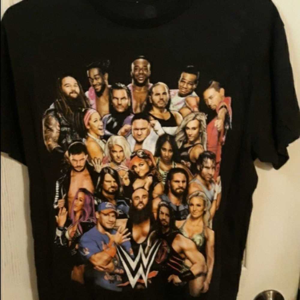 Rare WWE Superstars Black Medium Tshirt Includes … - image 1