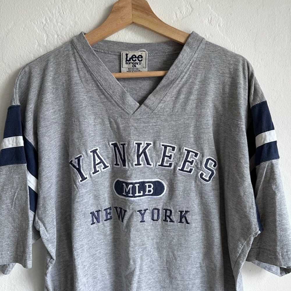 Vintage 90s New York Yankees Embroidered Lee Spor… - image 2