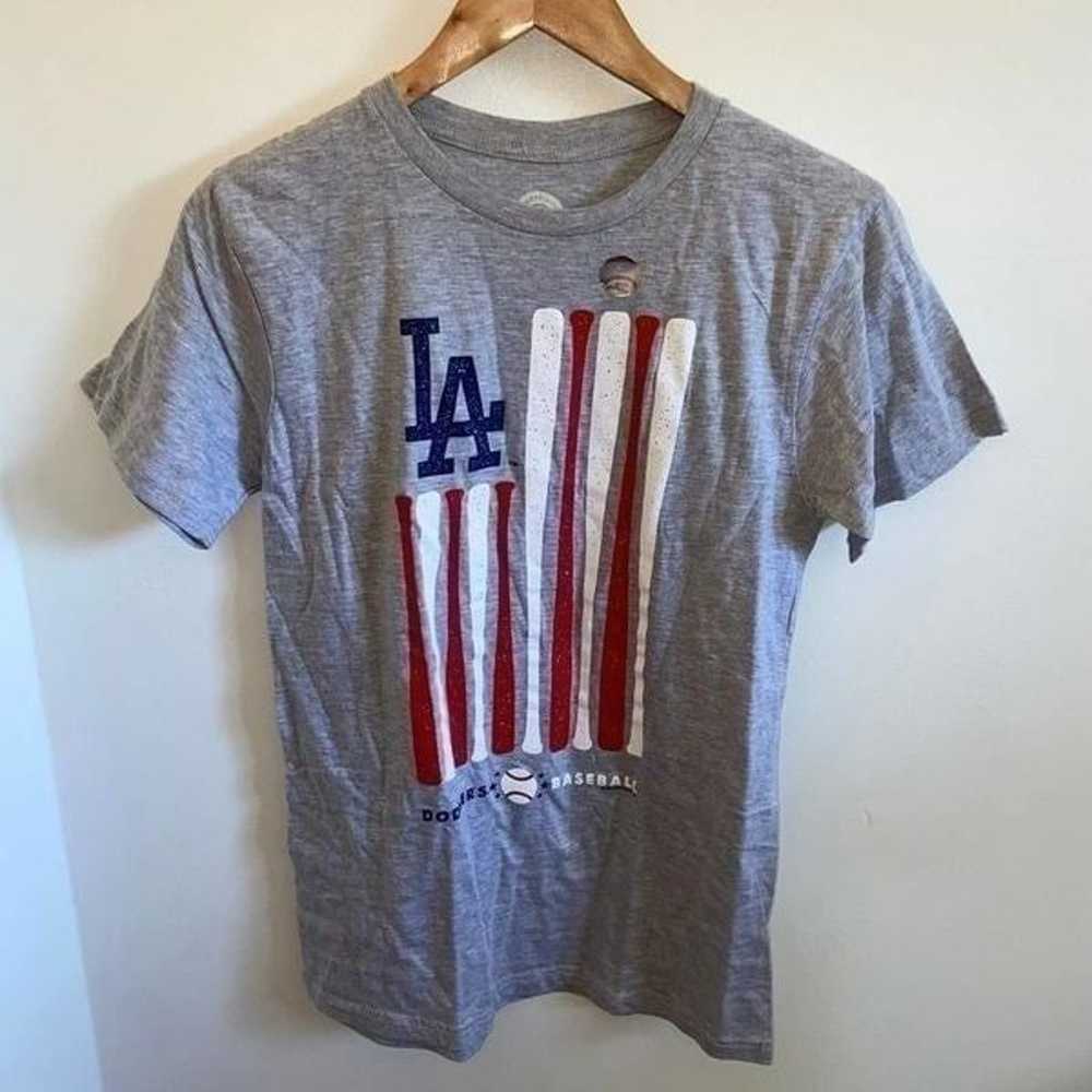 MLB Los Angeles Dodgers Graphic T-Shirt - NWOT - image 5
