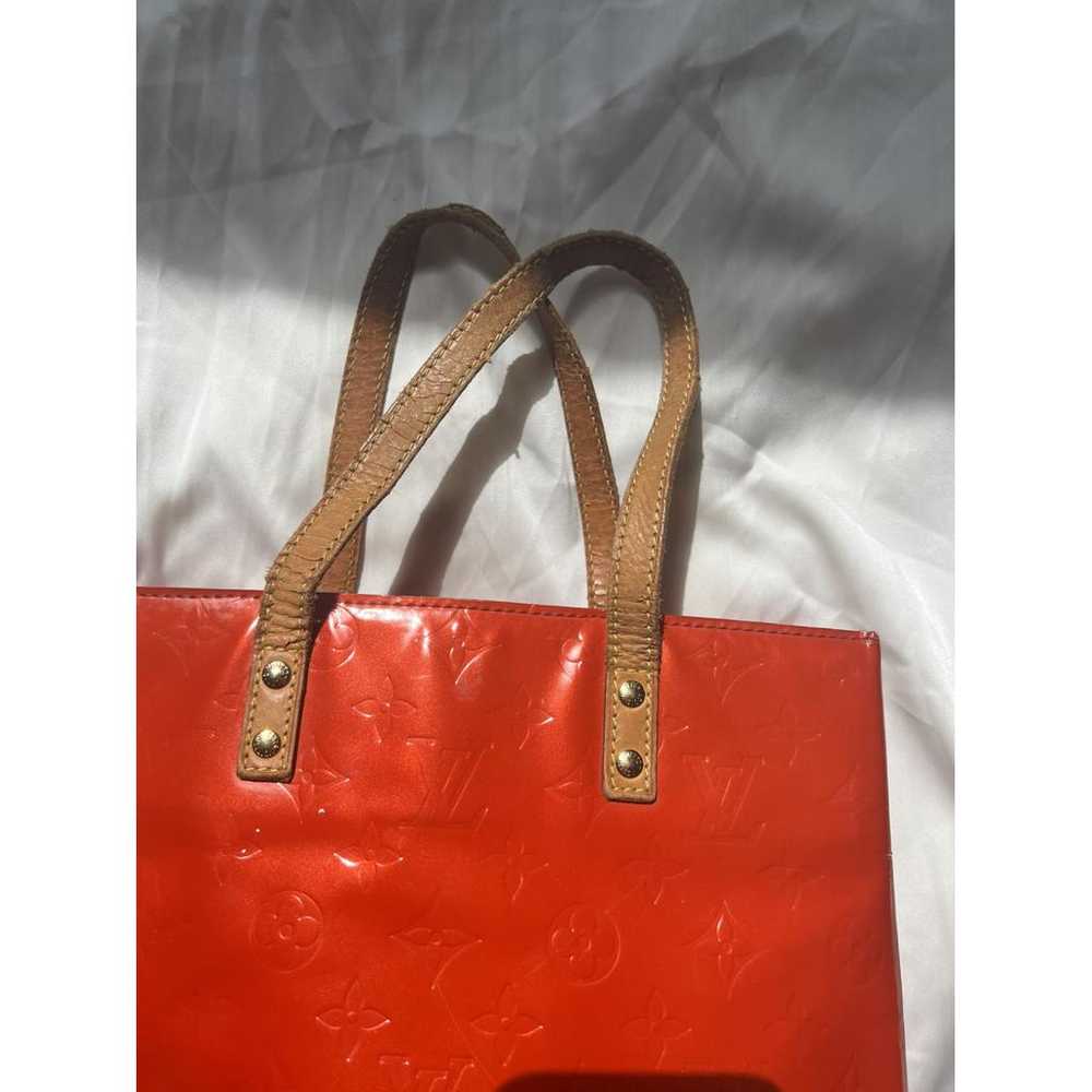Louis Vuitton Brentwood patent leather handbag - image 6