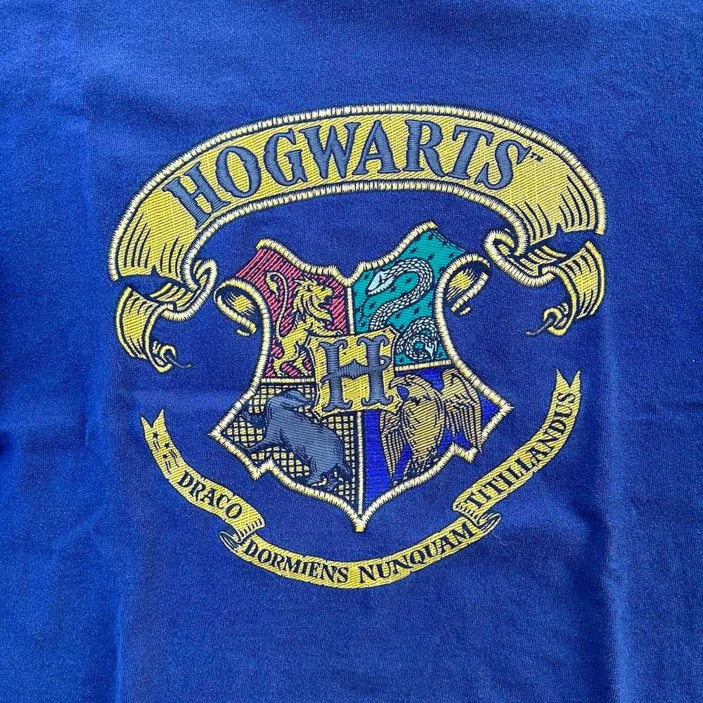 2000s Y2K Harry Potter Hogwarts crest single stit… - image 2