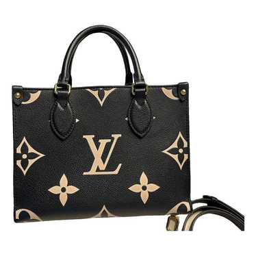 Louis Vuitton Leather purse