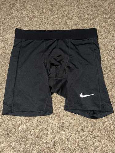 Nike Nike Men’s Dri-Fit Core Pro 7” Shorts Sample